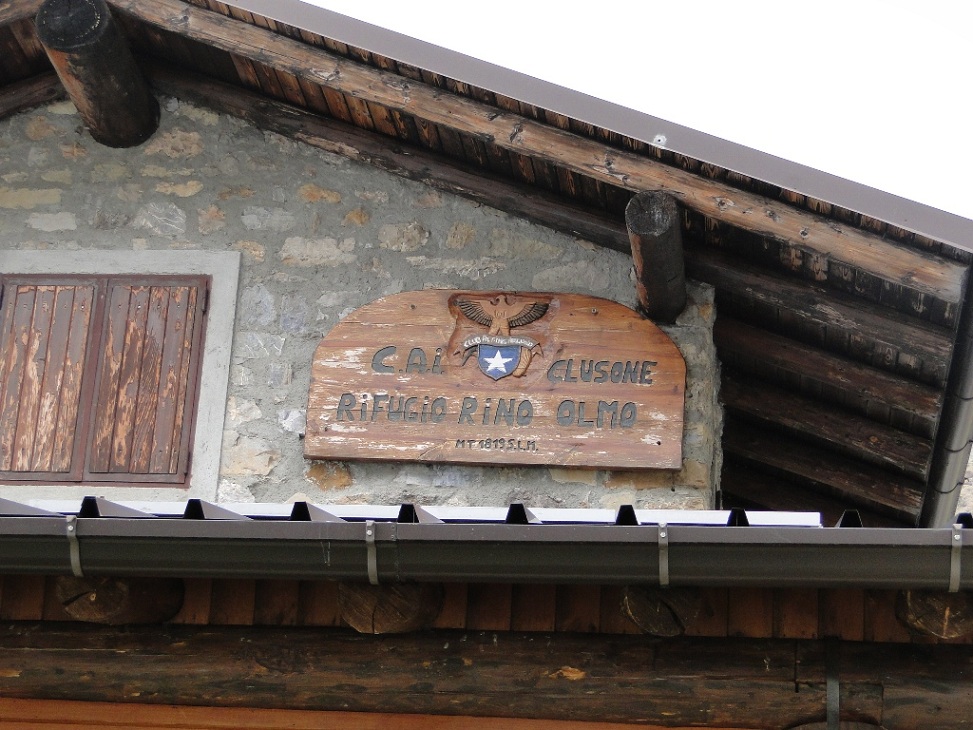 Rifugi e Bivacchi d''Italia.......